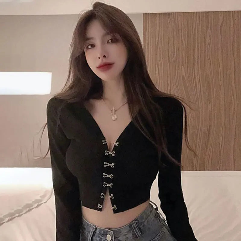cropped long-sleeve top