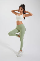 butt-lifting pants